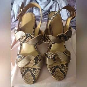 Women's open toe braided sandal
